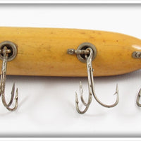 Heddon Red Scale Head On Basser 8509H