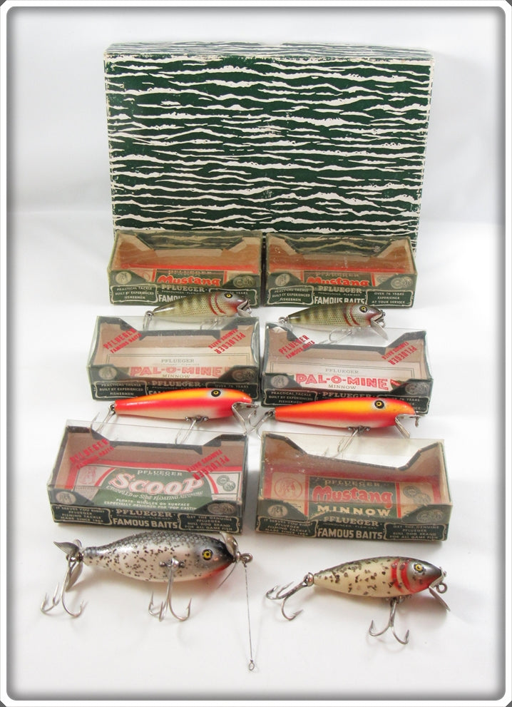 6 Vintage Pflueger Mustang, Palomine & Scoop Lures In Dealer Box