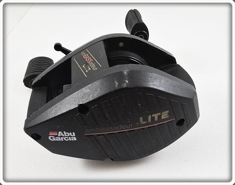 Vintage Abu Garcia Ambassadeur Lite Bait Casting Reel
