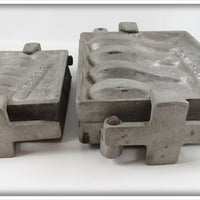 Penn Sinker Mold Pair
