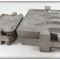 Penn Sinker Mold Pair