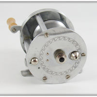 Pflueger 1943 Trump Level Wind Reel In Box