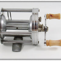 Pflueger 1943 Trump Level Wind Reel In Box