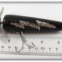 Pflueger Black Lightning Bolt Musky Globe