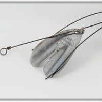 Shakespeare Red Weedless Flutter Fly